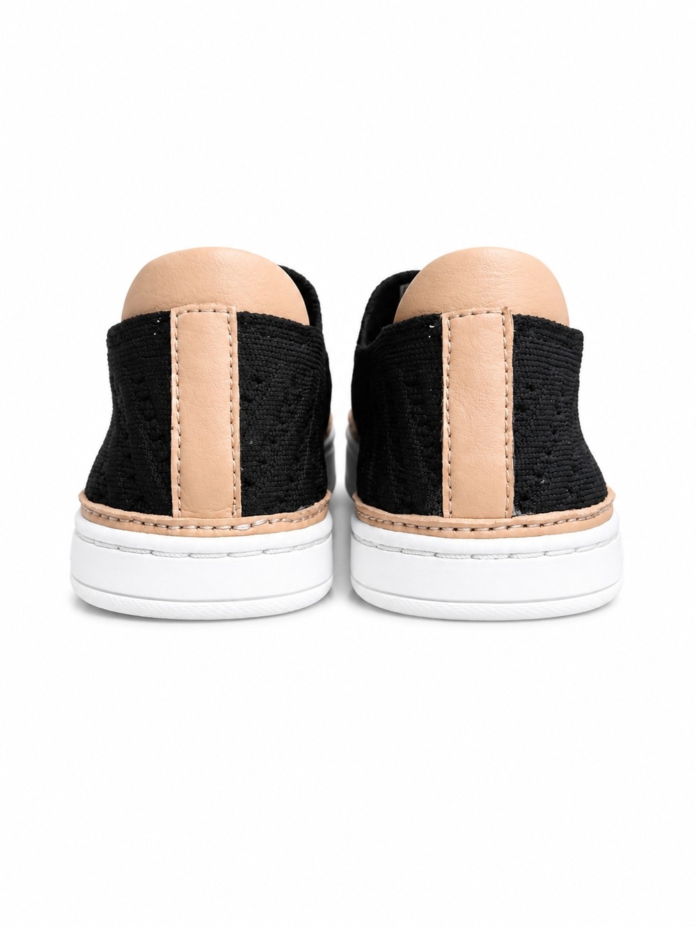 UGG Sammy Chevron Knit Slip-On Sneakers Black Size 6 Comfort Flats EUC - Picture 5 of 14